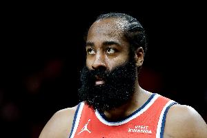 堪称灾难！哈登上半场腿脚乏力10投1中仅得5分1板4助*4失误